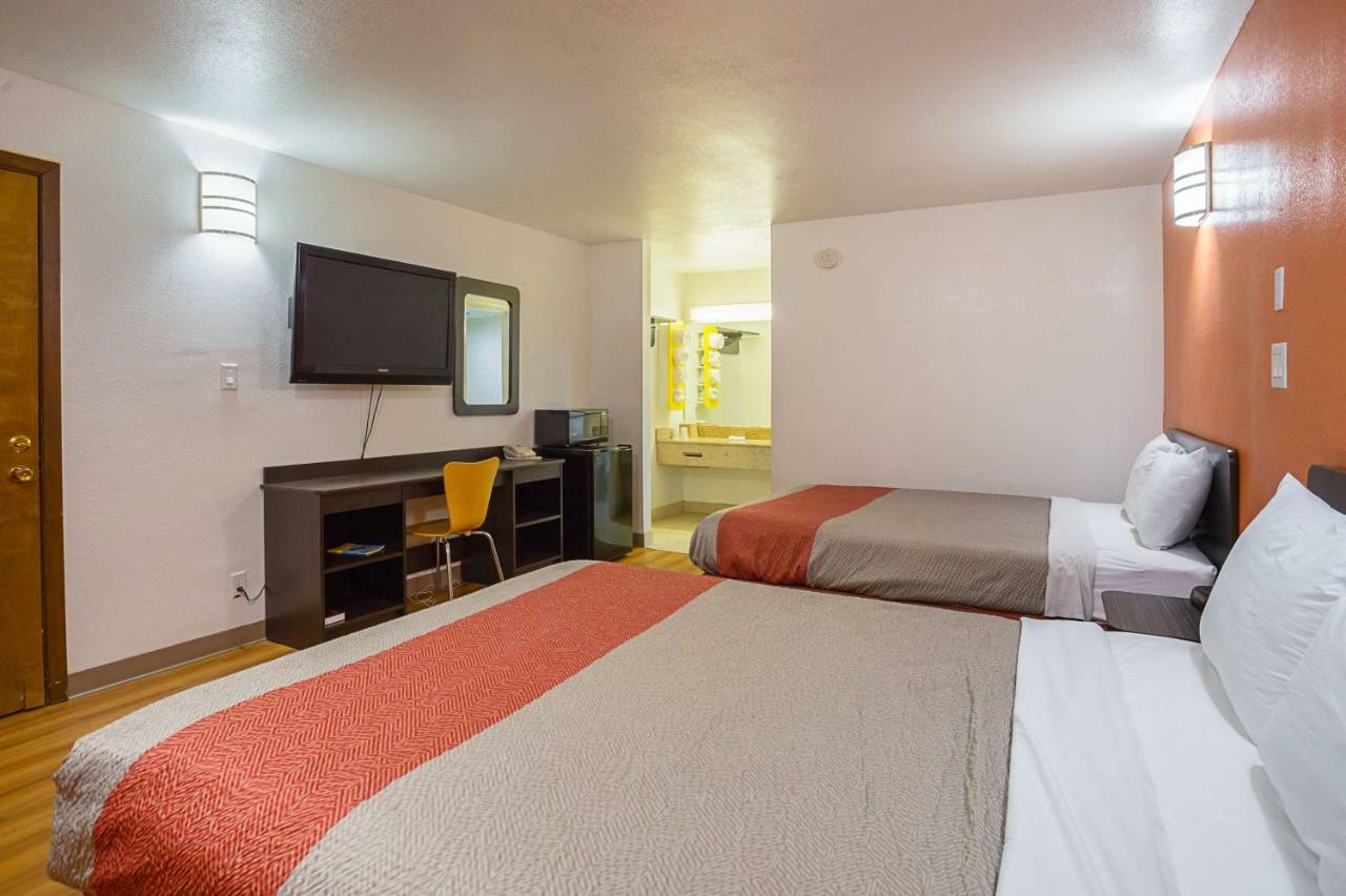 Motel 6-Brinkley, Ar Buitenkant foto
